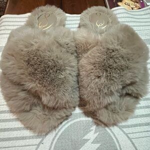 Sam Edelman Plush Tan Slippers